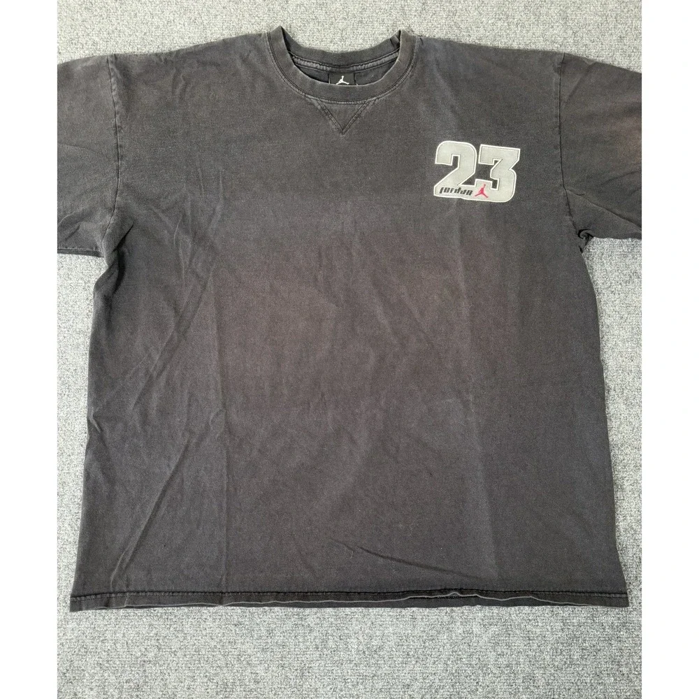Vintage Y2K Jordan 23 T Shirt Mens XL Black Red Jumpman Basketball Graphic Tee